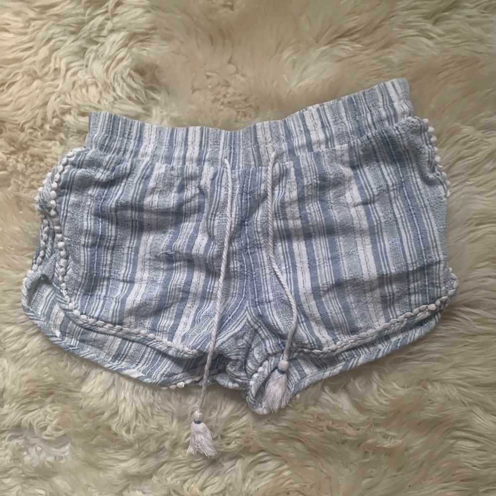 Aeropostale Blue and White Shorts